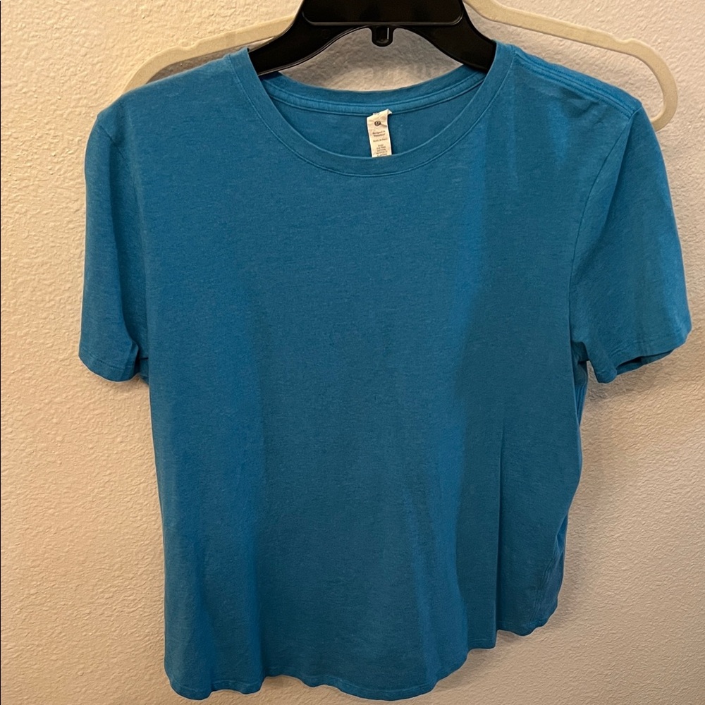 lululemon athletica Vibrant Blue Short Sleeve Tee